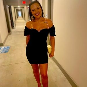 Little black dress❤️